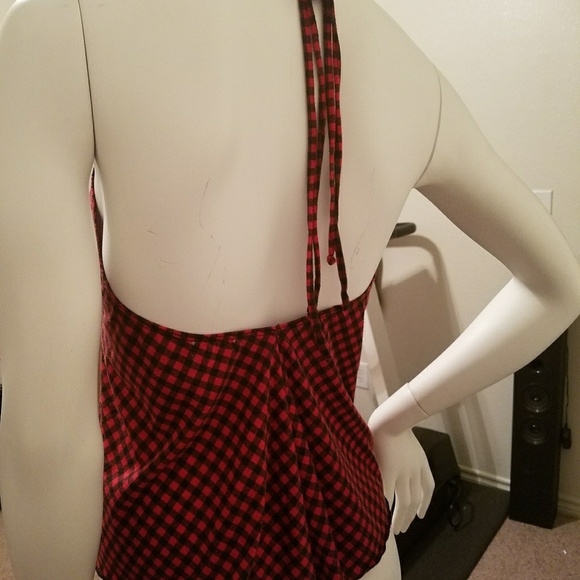 Top - Picture 2 of 3